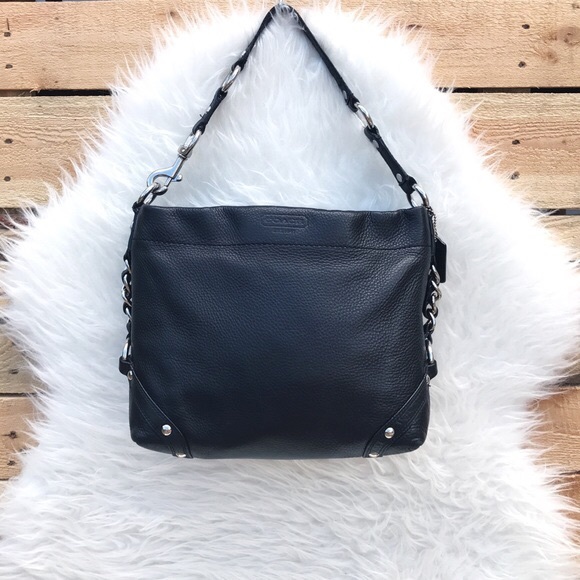 Coach Handbags - NWT Coach Carly Pebbled Leather Purse